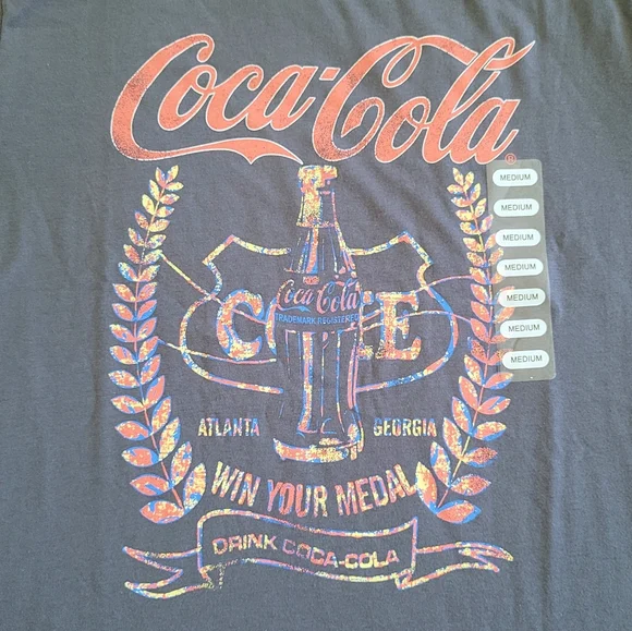 Grayson Threads🧵 Coca-Cola🥤 Graphic Tee👕 - NWT - Picture 10 of 10